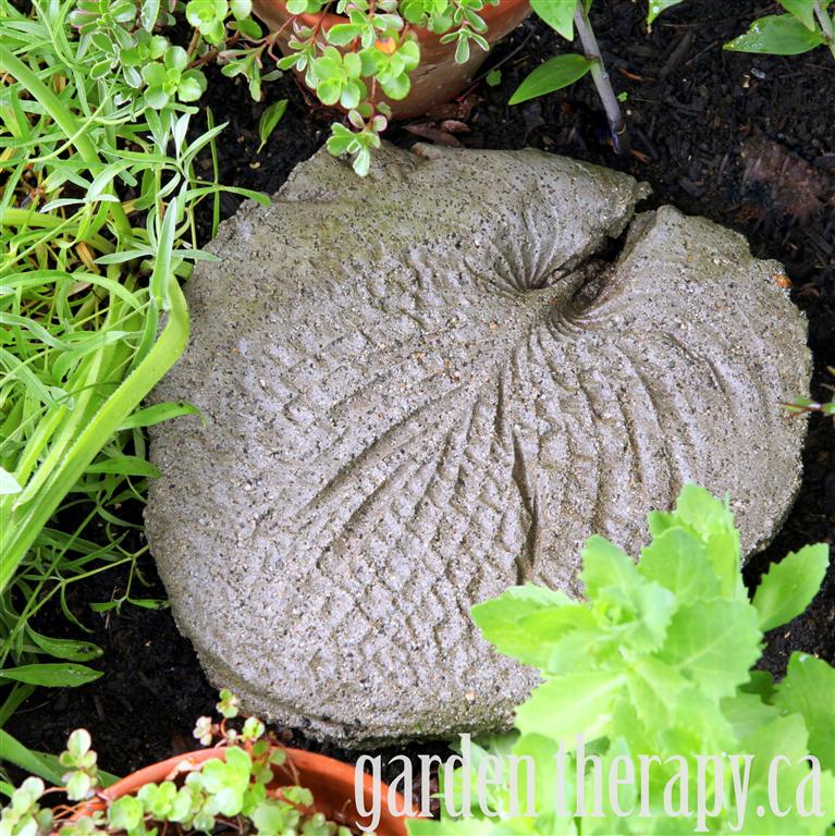 Hosta Leaf Concrete Stepping Stone DIY 