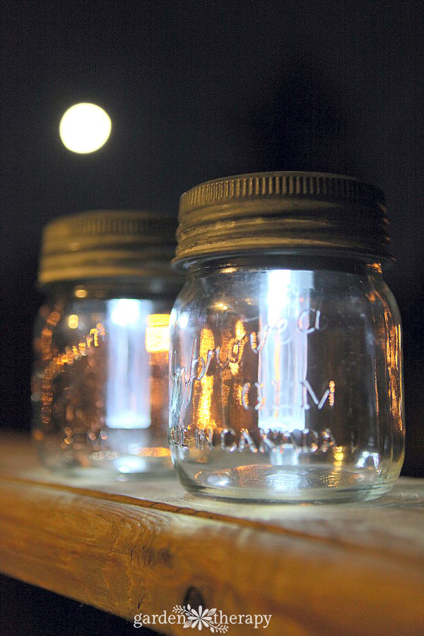 DIY Mason Jar Solar Lights