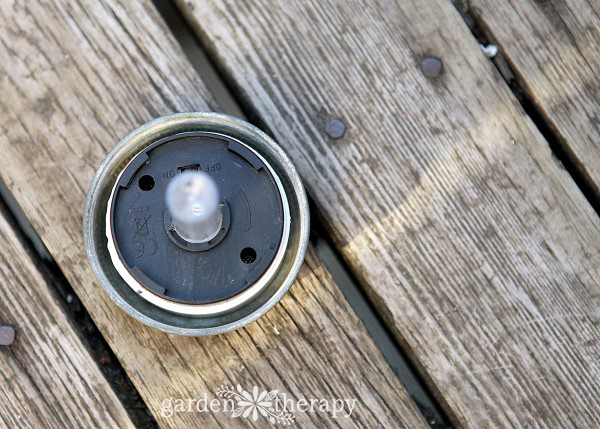 DIY Mason Jar Solar Lights