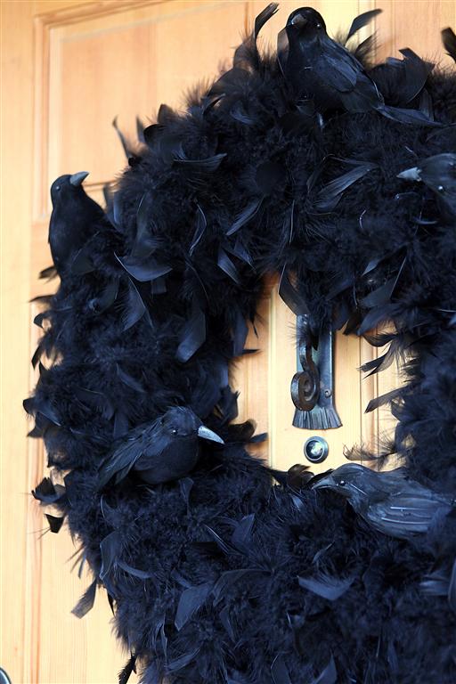 Black Halloween Crow Feather Wreath