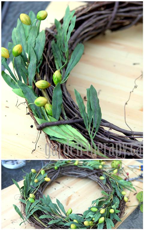 Making a Fall Wreath