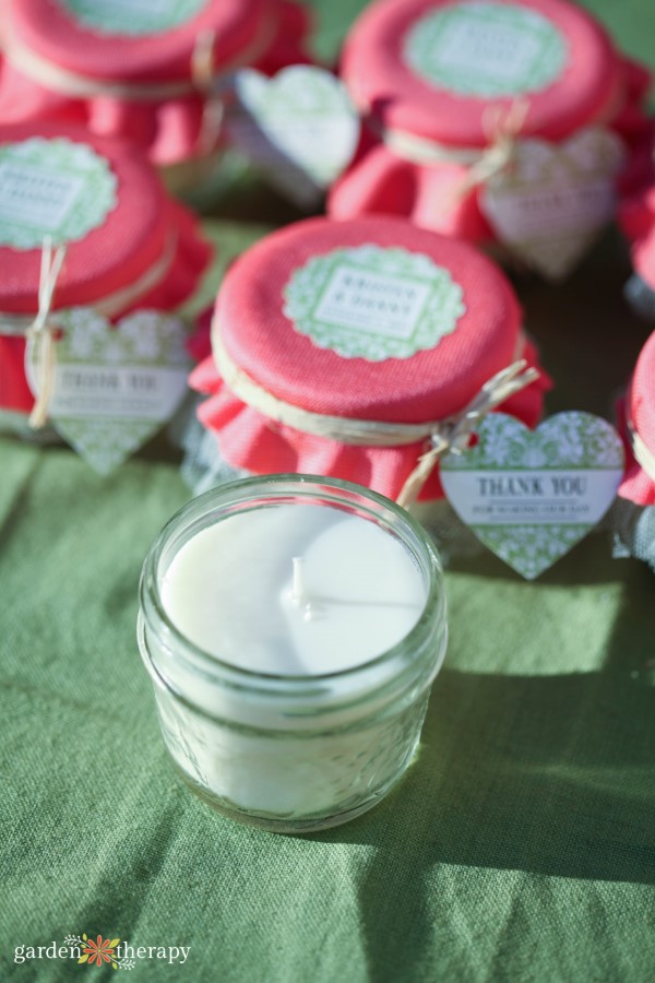 jam jar candle wedding favors