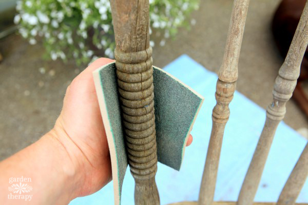 How to Upcycle a Chair into a Planter