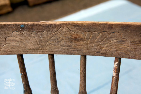 How to Upcycle a Chair into a Planter