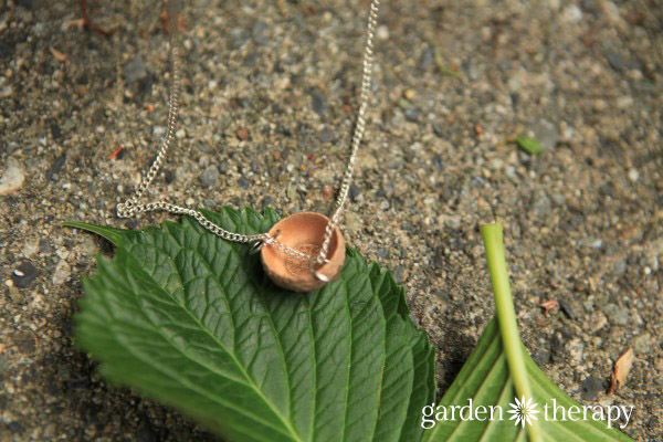 Acorn Cap Nest Necklace 