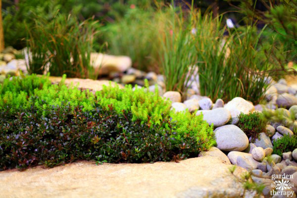 Stones and boulders in landscaping