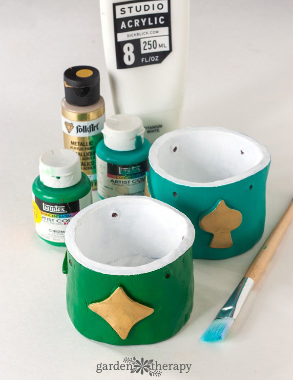 Painting clay planters