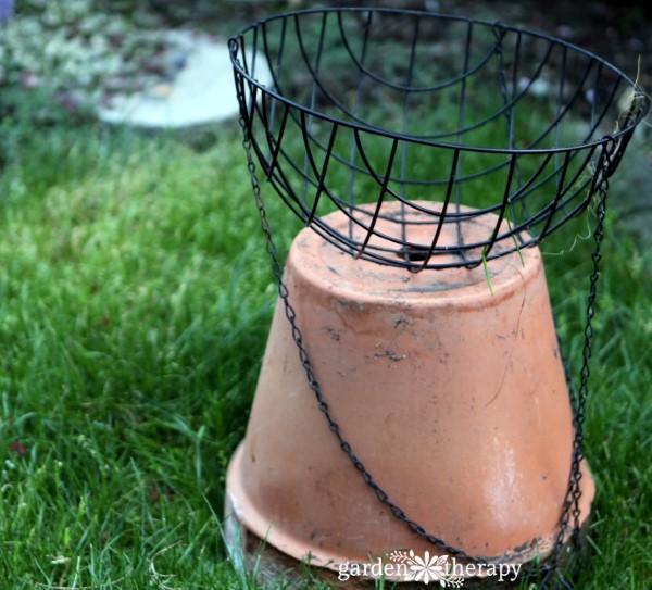 How to design a hanging basket