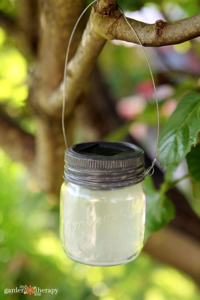 hanging mason jar light