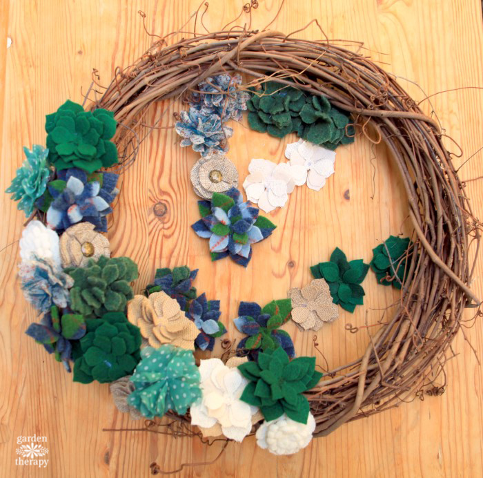 felted-succulent-wreath-diy-tutorial-step-9