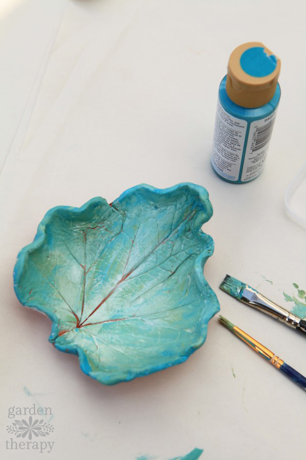 DIY Leaf Soap Dish // Ceramic Soap Dish Tutorial 