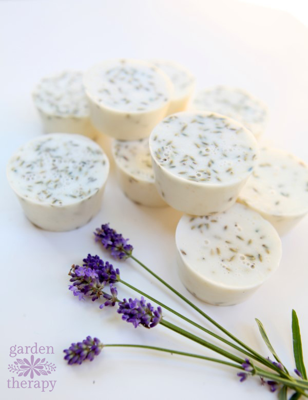 TENDER CARE, Soap Lavender and Oat Milk 115g