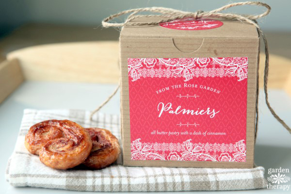 These flaky and sweet cinnamon palmiers fill the house with a warm butter-and-spice aroma. They also are very easy to make when unexpected guests arrive.