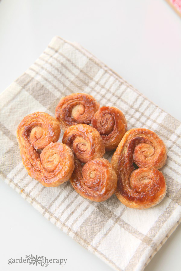 These flaky and sweet cinnamon palmiers fill the house with a warm butter-and-spice aroma. They also are very easy to make when unexpected guests arrive.