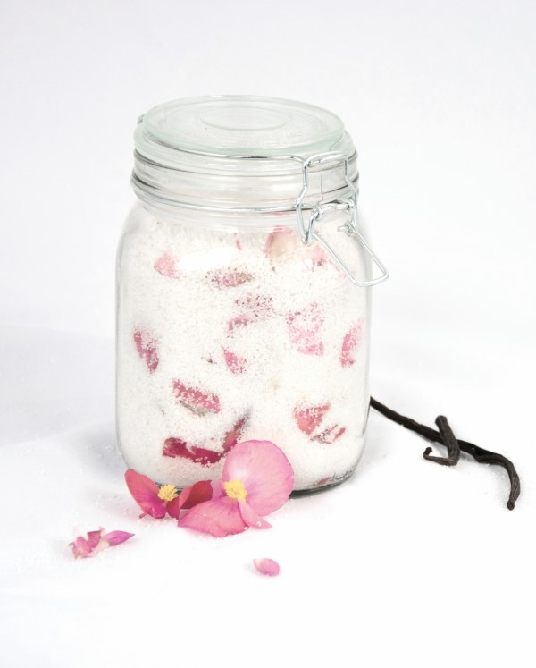 Soothing begonia bath salts