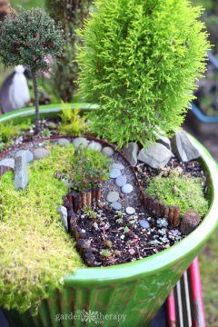 The Gardening in Miniature Prop Shop: DIY Accessories for Miniature