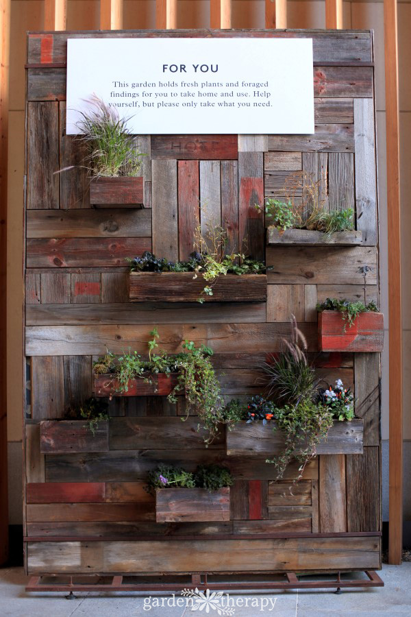 1 Hotel Brooklyn Bridge Urban Wall Garden