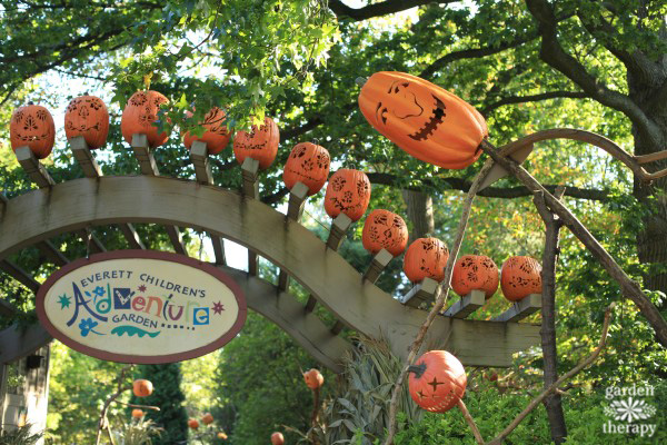 Pumpkinhead Scarecrows at NYBG