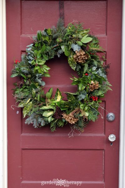 17 DIY Christmas Wreath Ideas to Make This Year - Garden Therapy