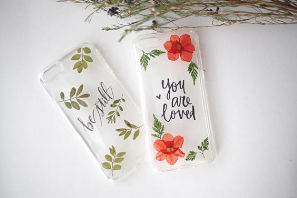 Pressed flower phone cases