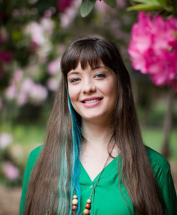 Headshot of Rachel Beyer