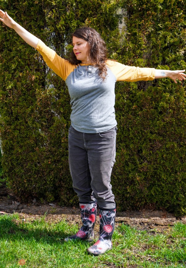 5 gentle stretches for gardeners