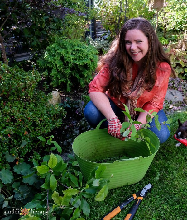 turning your brown thumb into a green thumb, Stephanie Rose posing outside