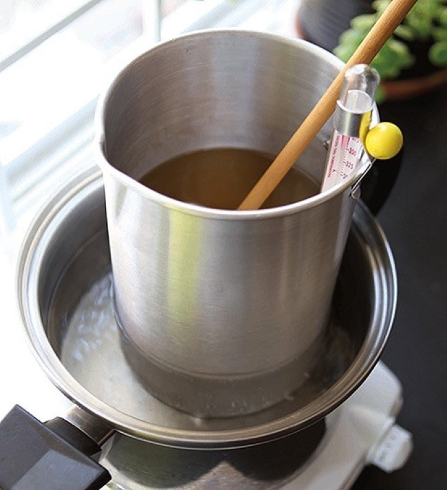 https://gardentherapy.ca/wp-content/uploads/2019/08/Candle-Pitcher-and-Double-Boiler.jpg