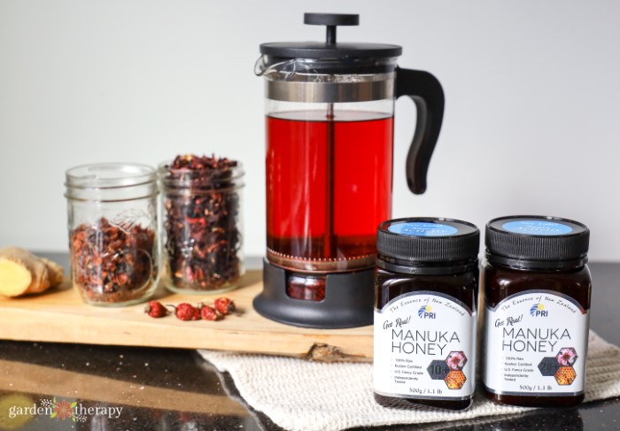 ingredients for DIY Manuka honey lozenges 