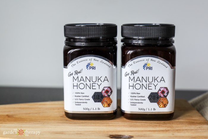 2 jars of PRI manuka honey