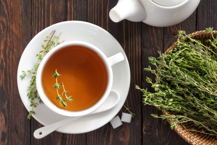 cup of homemade thyme tea to get thyme benefits