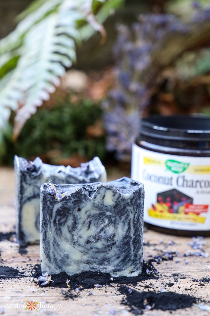 aktivált kókuszszenes szappan maszkoláshoz