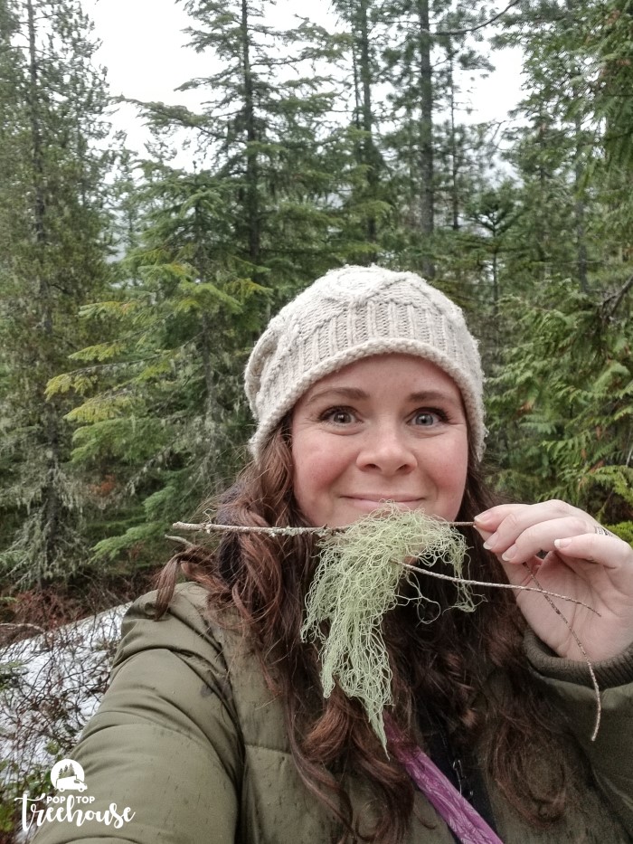 Stephanie with Usnea Beard outside in a toque