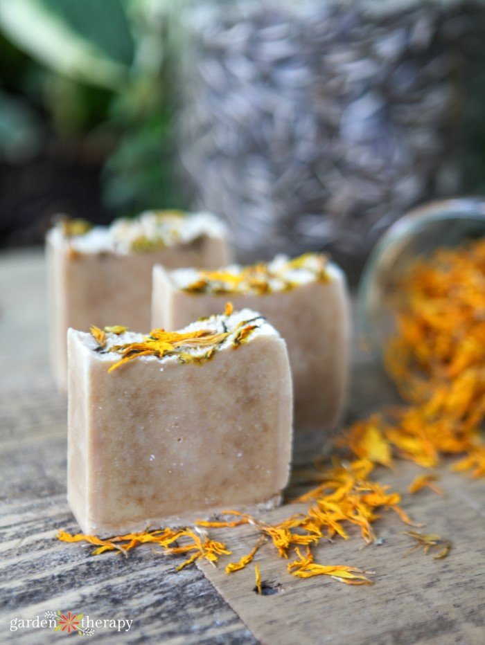 how to make sunflower soap