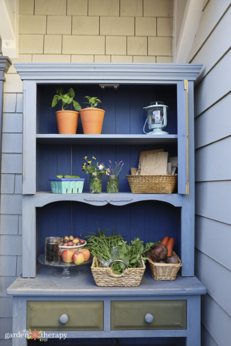 Community farm stand