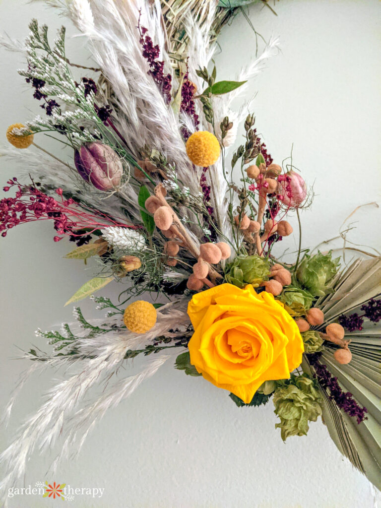 dried flower bud vase arrangement