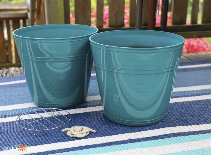 empty garden pails