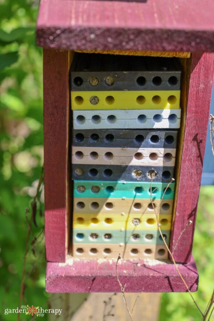 how to make a bee house