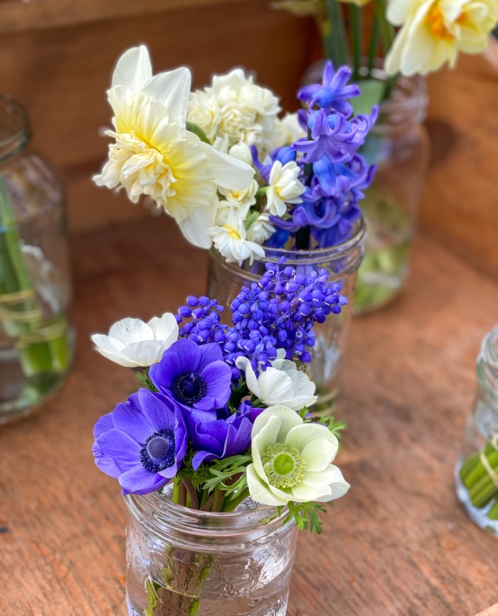 fresh flowers from a urban flower farm