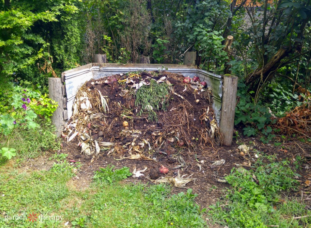 hromada kompostu