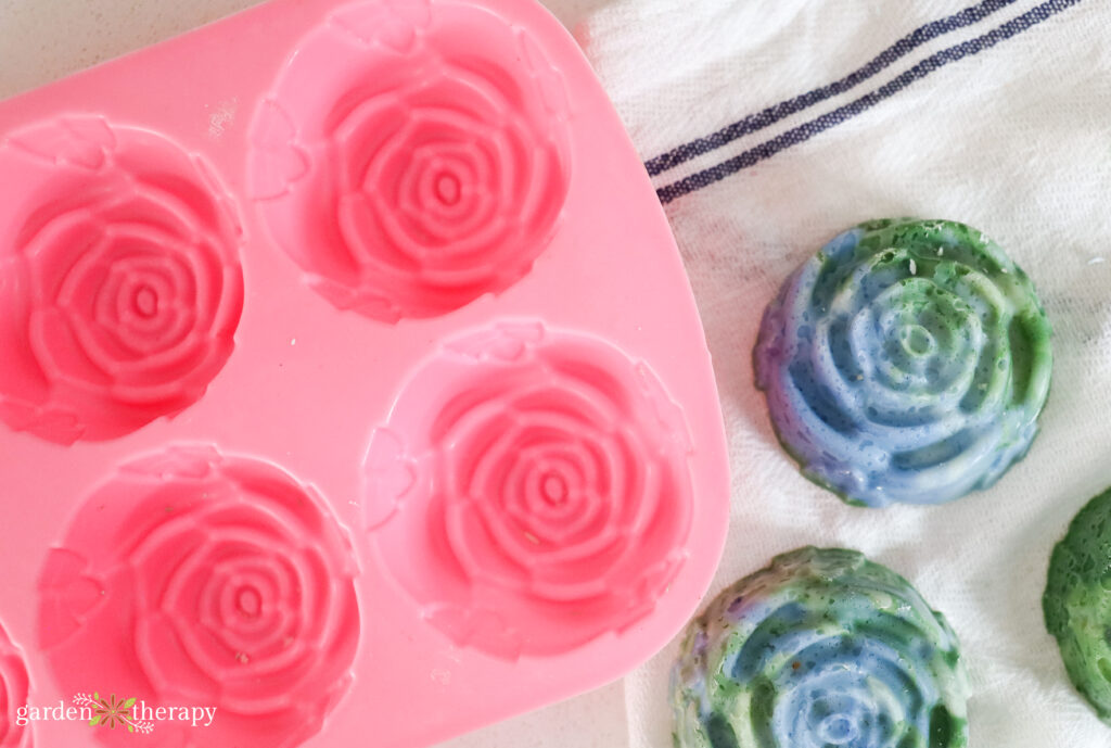 Silicone Rose w Leaves Mold - Soap & More