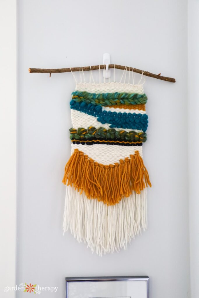 macrame wall hanger apartment decor