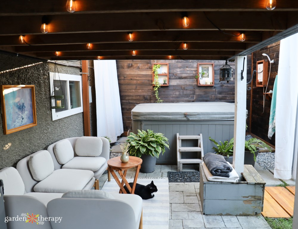 decorating a small patio