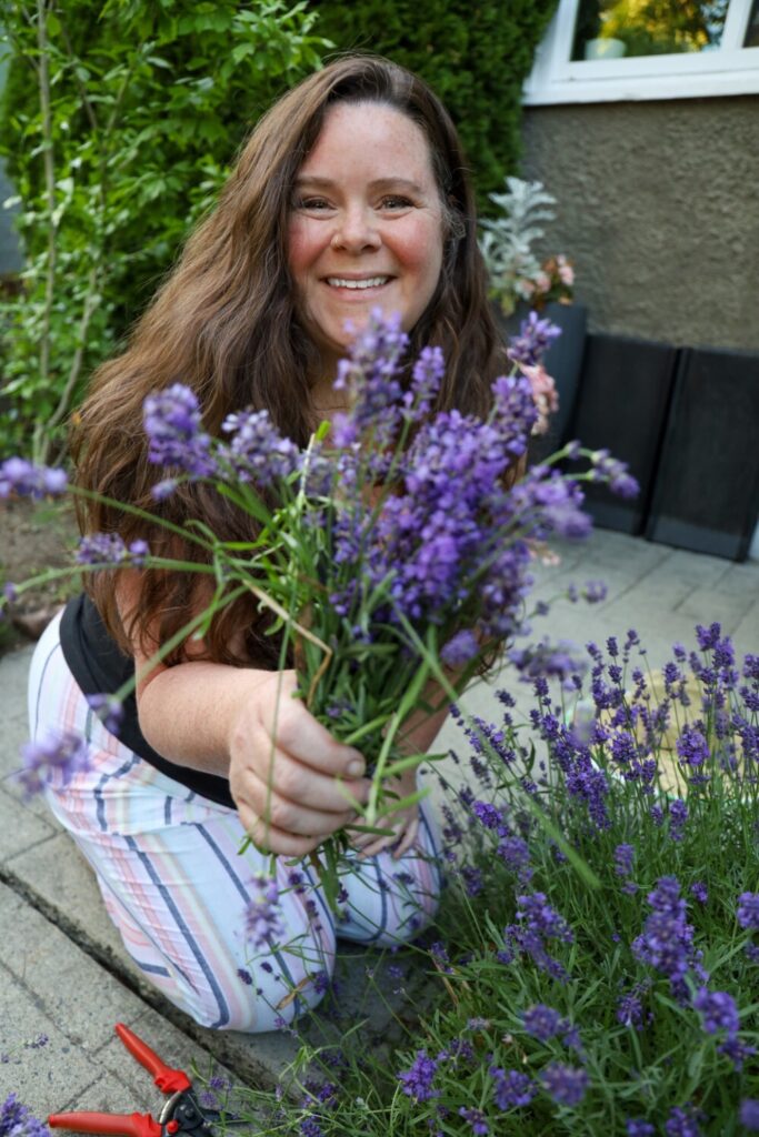 Stephanie holding lavender